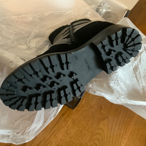 Nine West Davyd Wedge Buckle Booties Black Suede Leather Women's Winter Boot 8.5 - Picture 8 of 9